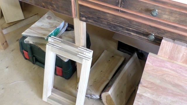 ТАБУРЕТ своими руками. DIY. Мебель по не столярной технологии. смотреть онлайн