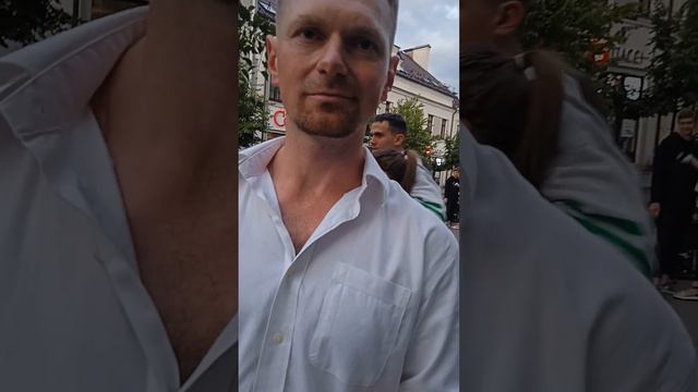 22.07.2023 Brest Belarus.... Чел... мои видео... выкладывает у себя на странице!!! А как ведёт себя смотреть онлайн