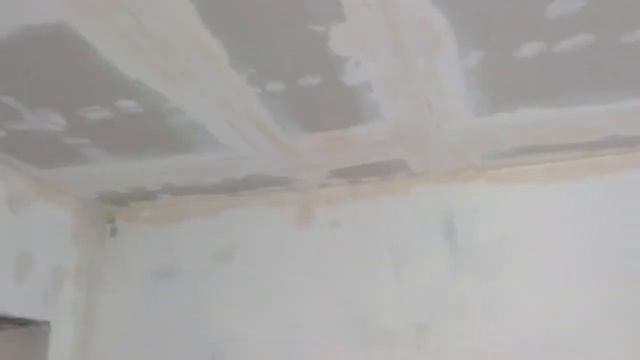 Гипсокартонный потолок - заделка швов (листы KNAUF, шпатлёвка ВОЛМА) смотреть онлайн
