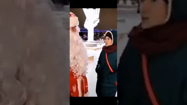 Дед Мороз слушает стихи Пушкина смотреть онлайн