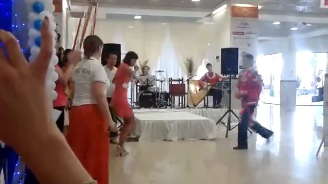 Свадебный переполох. Русские народные инструменты) смотреть онлайн