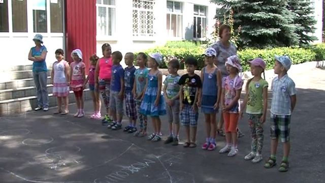 Новая смена в пришкольном лагере смотреть онлайн