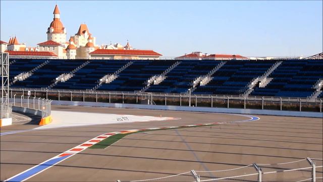 Сочи. Трасса Формулы 1 в Олимпийском парке. смотреть онлайн