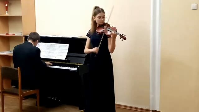 Ефремова Анастасия 14 лет, 9 класс МБУДО "ДШИ №1 г. Ельца" Ш. Берио Вариации d-moll, соч. 1. смотреть онлайн