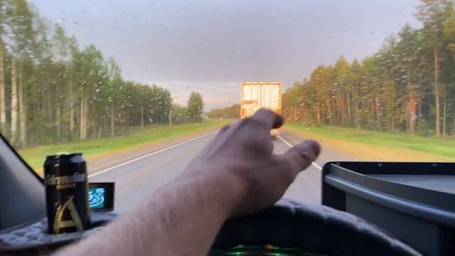 3й день пытаюсь выехать в рейс… ТО, кончилось колесо. Дальний рейс на чёрной газели part.2 смотреть онлайн