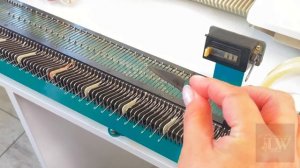 Вяжем на машине Северянка. Бюджетная вязальная машина. Машинное вязание