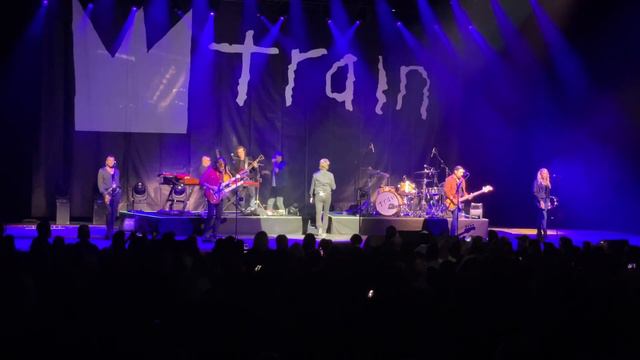 Train - Hotel California (Eagles cover) 5/2/23 New York, NY смотреть онлайн