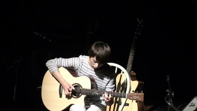 (Sungha Jung) Gravity - Sungha Jung (live)