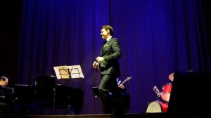 2021.03.10 Москва. Дом ученых. Поет Дмитрий Риберо.Sway