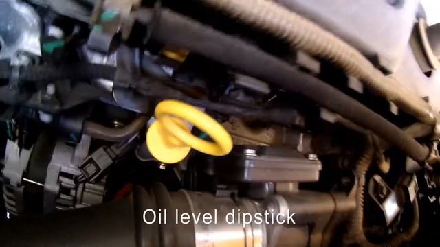 Under the hood - Renault Trafic 1.6 dCi S&S смотреть онлайн