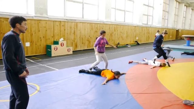 Школа Олимпийского резерва Клип 3 мин 2013 год 1920 на 1080 смотреть онлайн