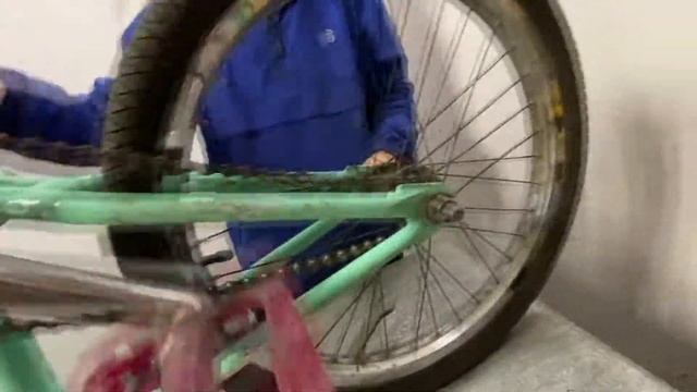 Как натянуть цепь на велосипеде BMX ?