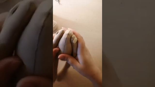 Как собрать Мишку "Тильда" на нитяном и пуговичное крепление смотреть онлайн