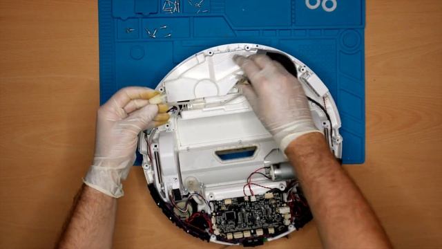 Mi Robot Vacuum-mop Essential | Замена обратного клапана полный разбор смотреть онлайн