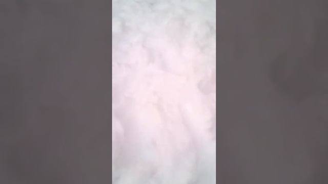 Я нашла телефон и планшет на детской площадке!