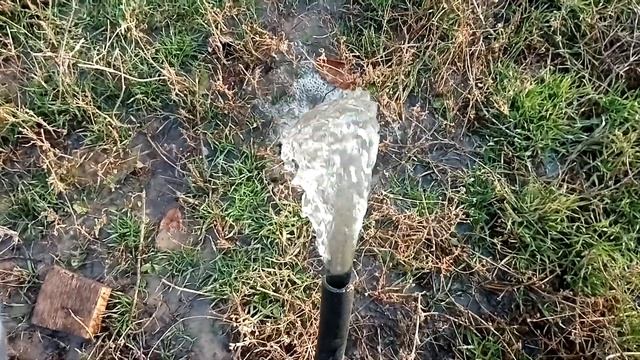 Скважина своими руками. Установка обсадной трубы (часть 3) смотреть онлайн