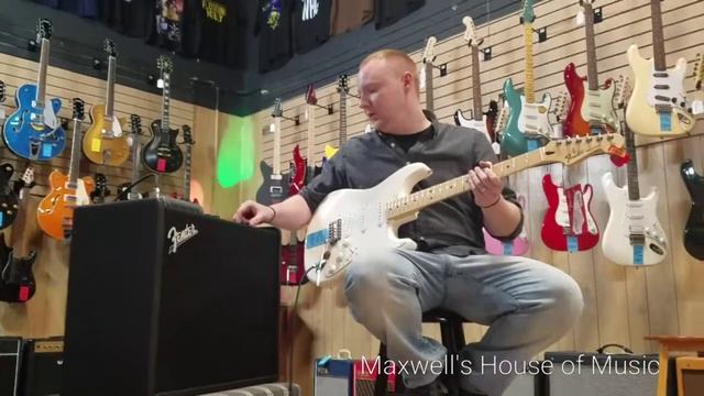 Fender Mustang 100 Demo by Bobby Naelitz смотреть онлайн
