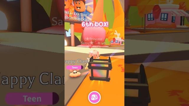 opening 10 RGB boxes! #robloxgames #adoptme #roblox #rgbbox смотреть онлайн