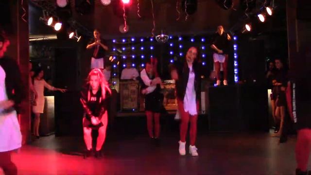 Dance Family - открыли финал Clubfeet3 смотреть онлайн