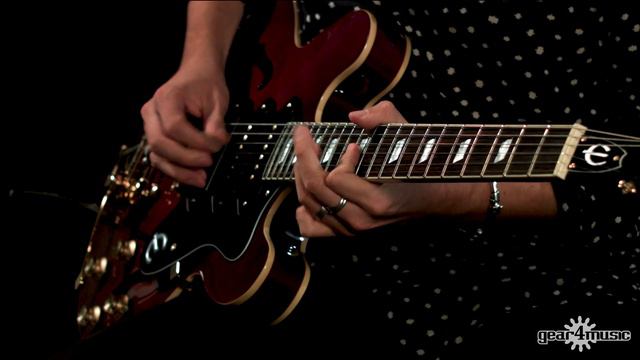 Epiphone Riviera Custom P93 Semi Acoustic | Gear4music Demo смотреть онлайн