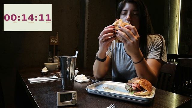 Girl Vs. TWO 5 Patty burger towers | 10 BURGER PATTIES & fries! | Handmade burger Co. смотреть онлайн