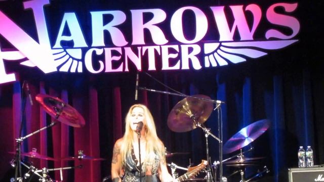 Lita Ford "Living Like a Runaway" смотреть онлайн