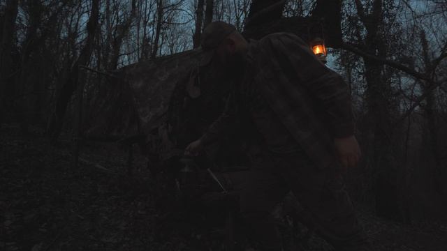 Building A Survival Shelter In The Desolate Forest - Primitive Fire Furnace And Fish Trap