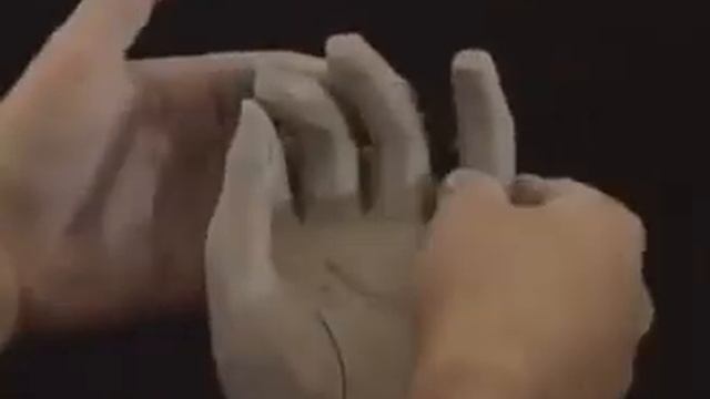 Создание руки из глины. Мастер класс. смотреть онлайн