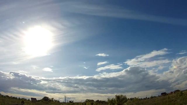 Небо над коттеджным поселком "Москва-река", таймлапс видео смотреть онлайн