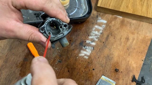 Part 1 How to fix a craftsman 625 lawnmower with Briggs Engine смотреть онлайн