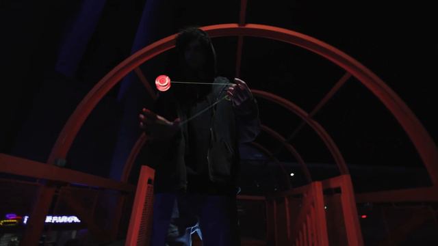 SLUSNY Presents: YOYOFACTORY SPINSTAR LED