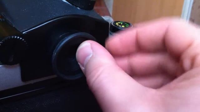 How to unscrew eyepiece in Kiev-60 TTL prism for correction lens installation смотреть онлайн
