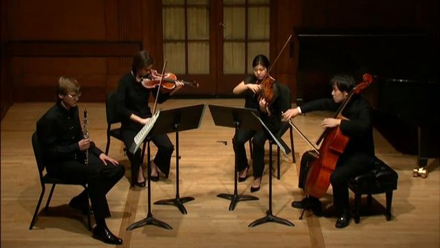 B.Britten "Phantasy Quartet" смотреть онлайн