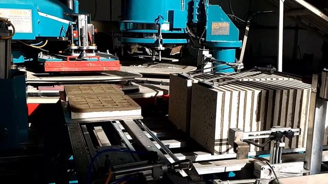 OP 650-400 АВТОМАТИЧЕСКАЯ ПРЕСС-МАШИНА. СИЛА ДАВЛЕНИЯ 350т смотреть онлайн