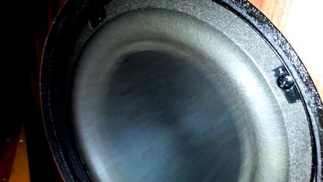 Bass Test - Genius SW 4800 5.1 смотреть онлайн