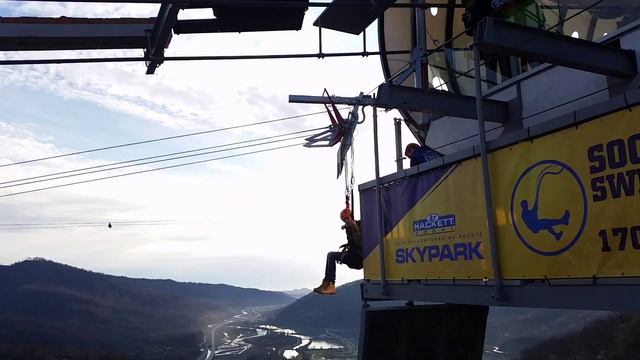 Самые высокие качели Skypark