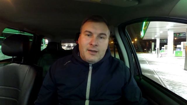 ДИРЕКТОР ЯНДЕКС ТАКСИ ОТВЕТИЛ ТАКСИСТУ смотреть онлайн