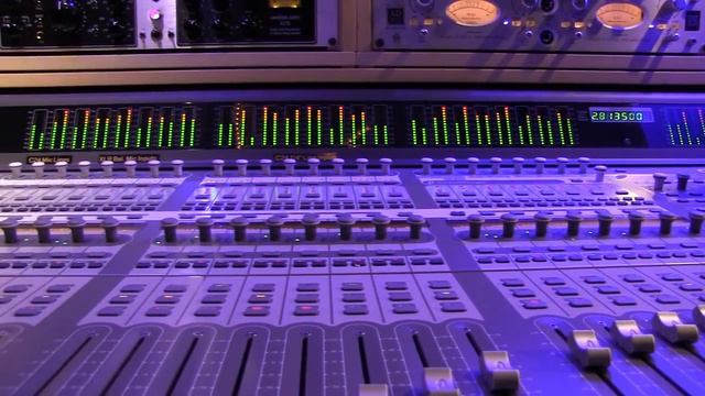 Avid / Digidesign C24 смотреть онлайн