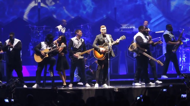 Justin Timberlake - Drink You Away (Live At Barclays Center) 12-14-14