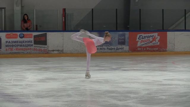 Валерия Зайцева. Фигурное катание. Первенство Псковской области, короткая программа 08.12.2018г. смотреть онлайн