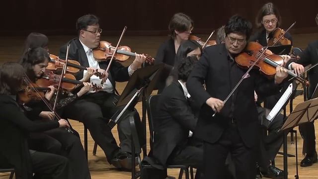 Bach/Casadesus: Concerto for Viola C Minor - Kim / Molęda / DKO смотреть онлайн