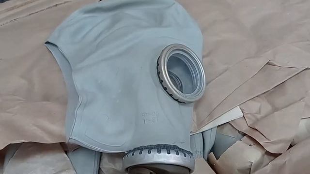Экспонат: ящик с противогазами смотреть онлайн