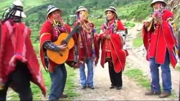 ROSITA GAMARRA Mixtura carnavalesca (Cotabambas Apurimac)