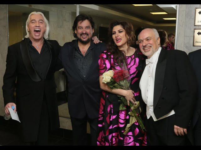 Дмитрий Хворостовский, Марсело Альварес, Динара Алиева Трио из 1 акта оперы Верди "Трубадур" смотреть онлайн