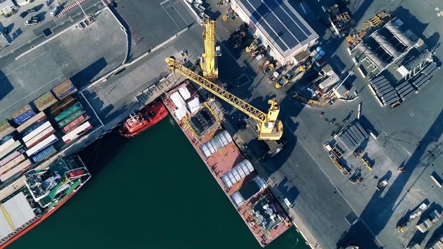 Проекты | 2018 | Погрузка в порту Marina Di Carrara