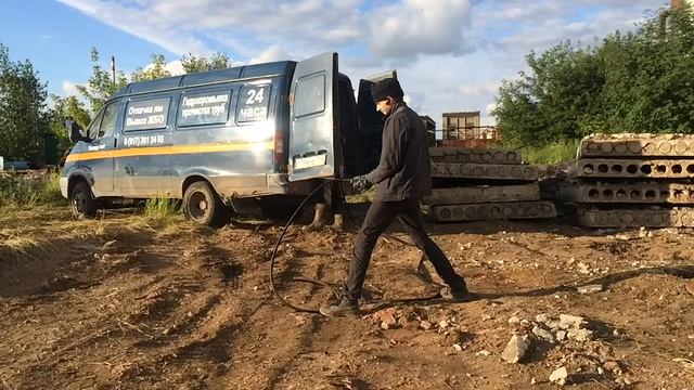 Донная форсунка для прочистки канализационных труб смотреть онлайн