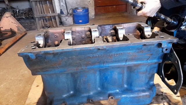 Мотор Д-240 ставлю распредвал. смотреть онлайн