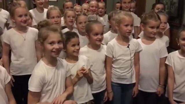 Студия танца "КрЕАтив" ГБОУ ДО ЦДТ "Строгино" . Руководитель Свяцкая Е.А. КрЕАтив, вперёд! смотреть онлайн