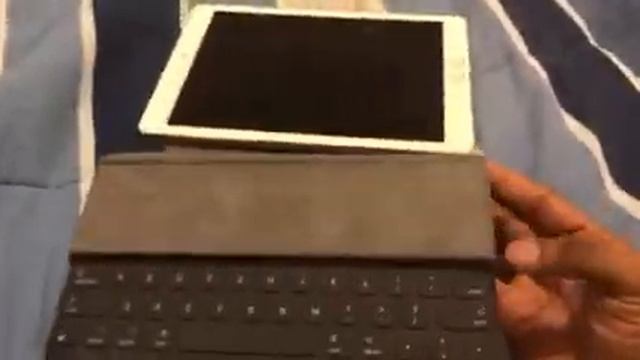 Review of the iPad Pro 9.7 Smart Keyboard смотреть онлайн