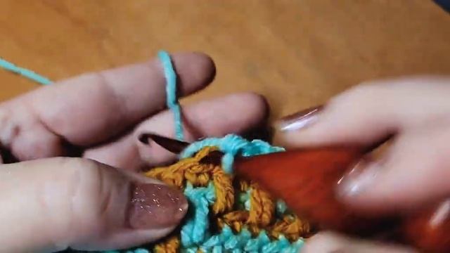 Mosaic Crochet Knots - Work Flat or In The Round - MULTIPLE 24+ 4 (Pattern 22 option 4 in charts) смотреть онлайн